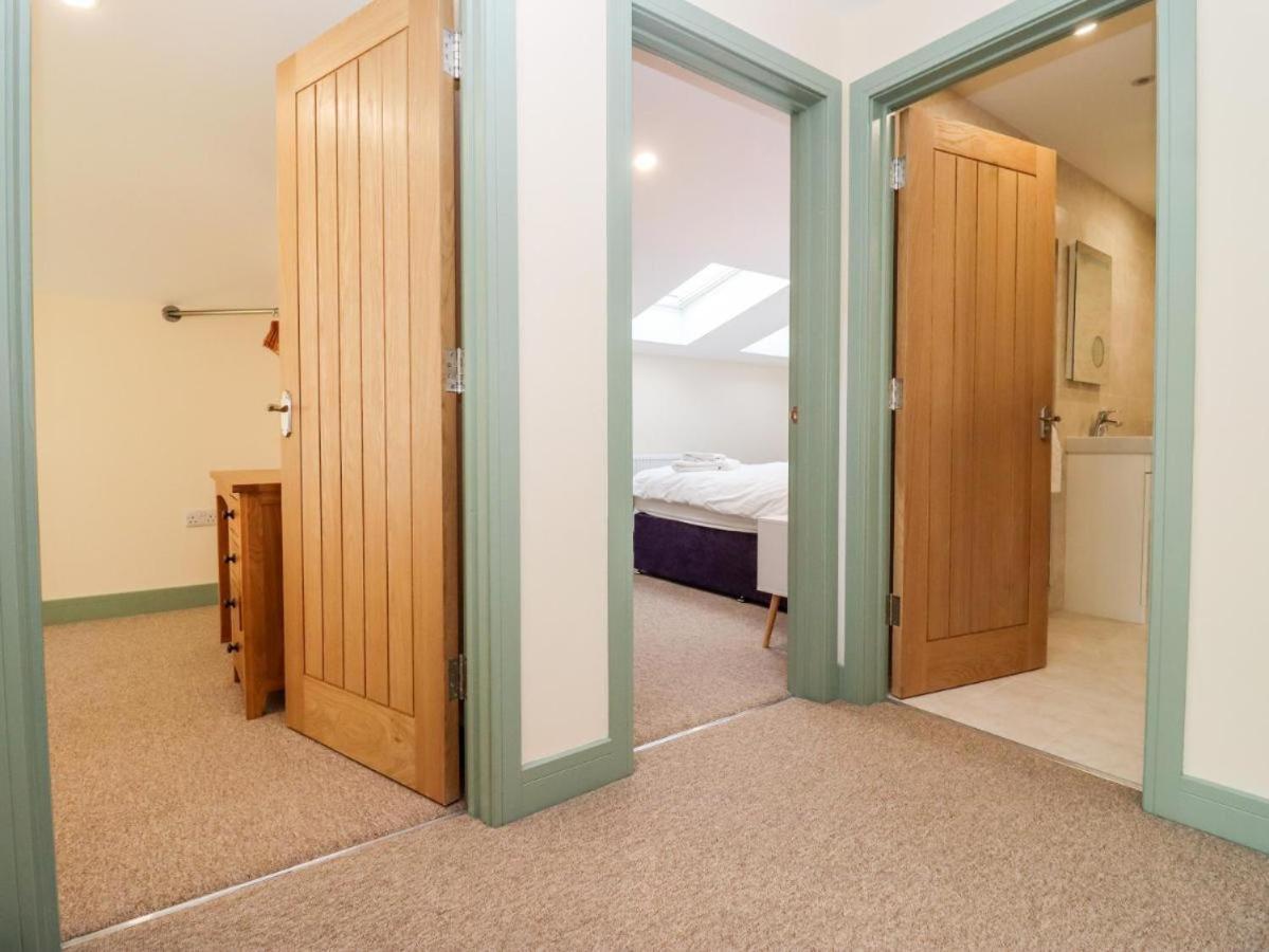 Bears Court Apartman Cheltenham Kültér fotó