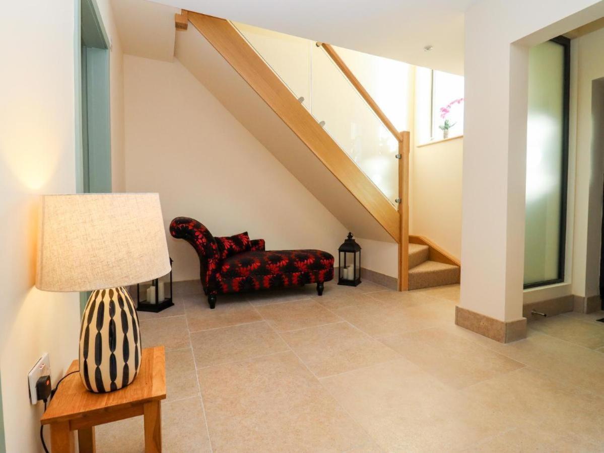 Bears Court Apartman Cheltenham Kültér fotó