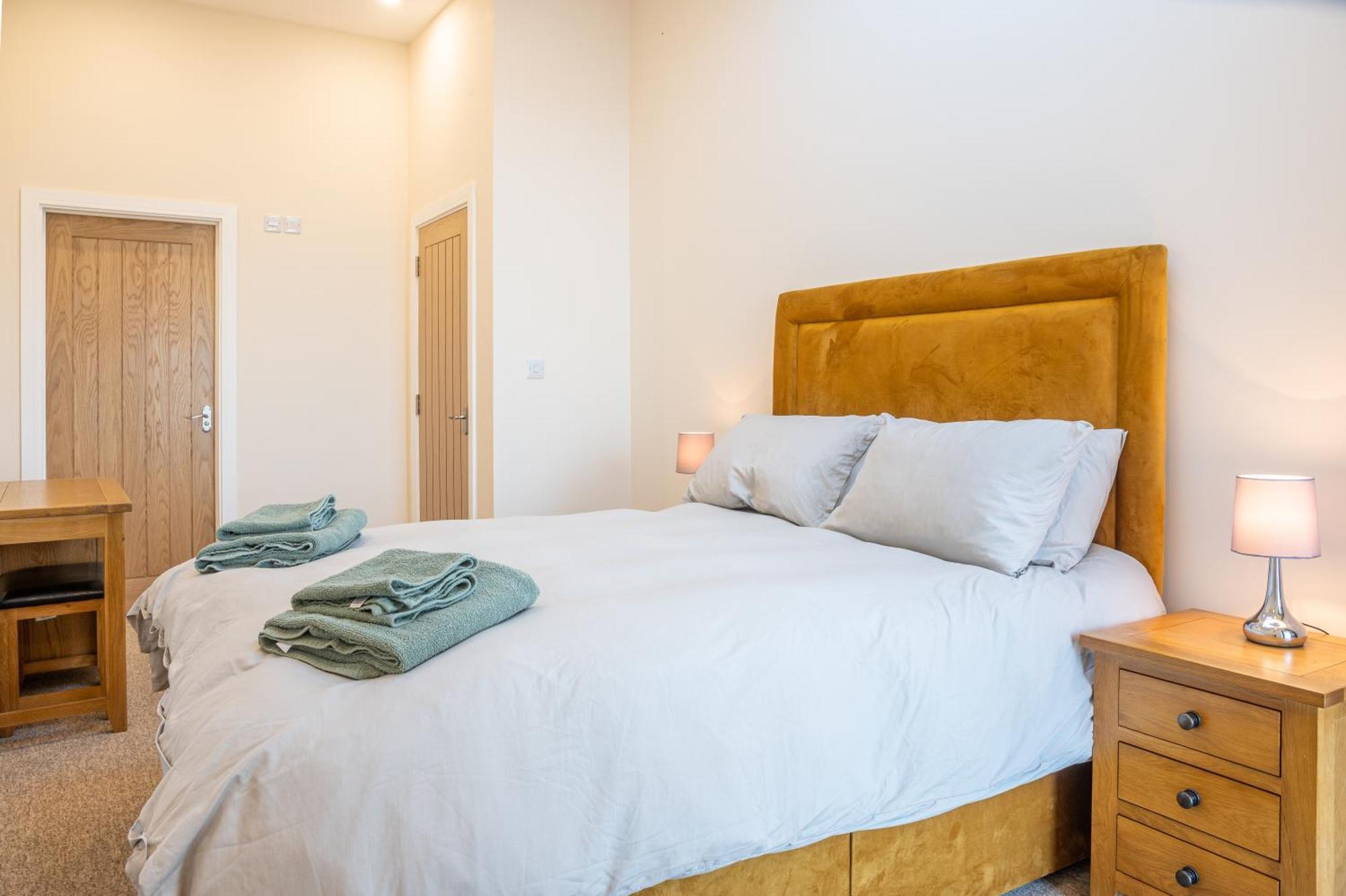 Bears Court Apartman Cheltenham Kültér fotó