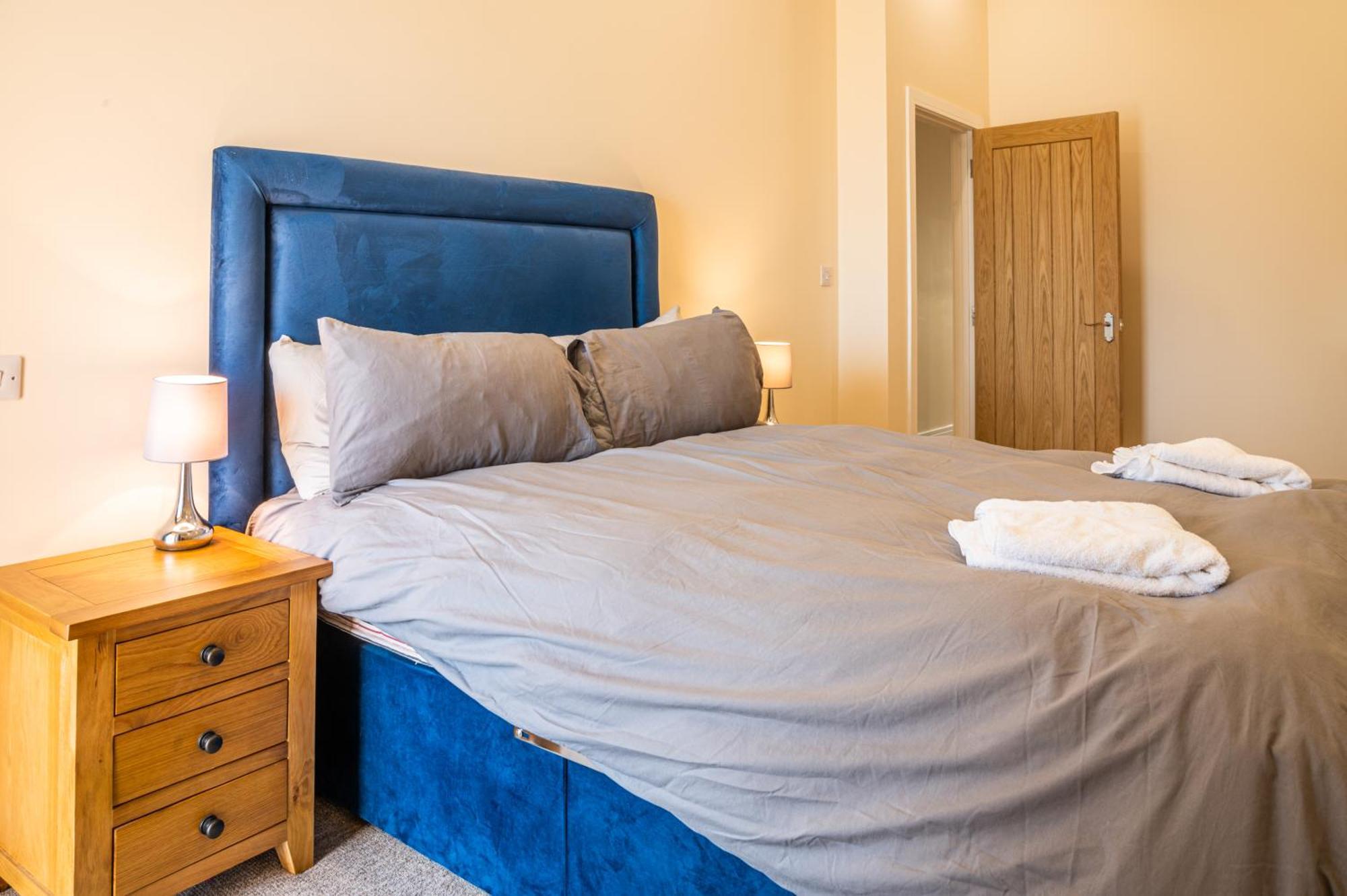 Bears Court Apartman Cheltenham Kültér fotó
